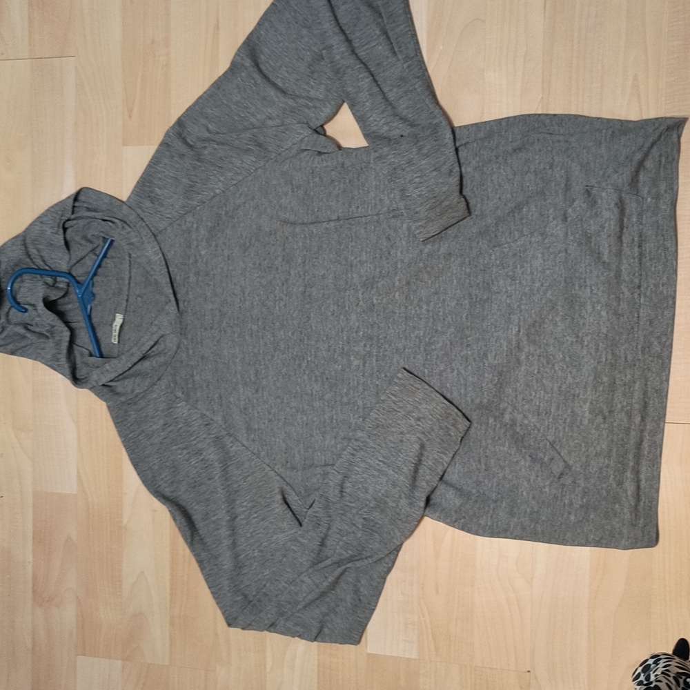 Local Green Men's Size Large Hoodie